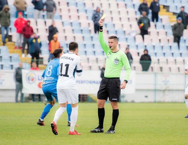 Fotbal din fluier la Buzău!