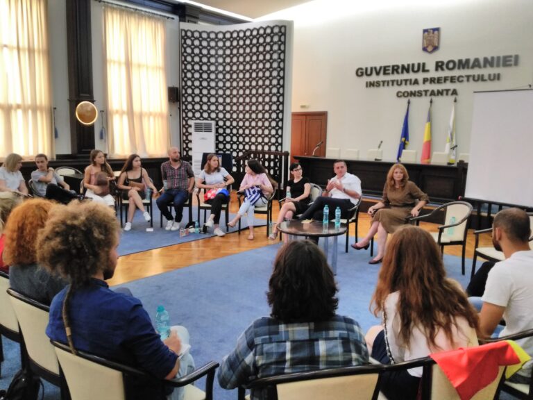 Tinerii europeni învaţă la Constanţa cum să facă afaceri