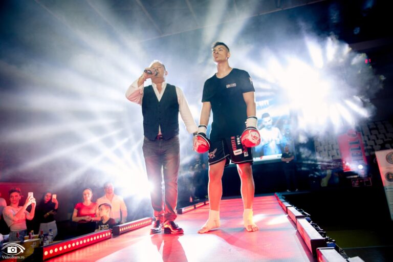 Show la un an de Urban Legend