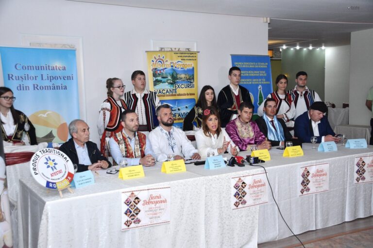 Tradiţii dobrogene în inima staţiunii Mamaia