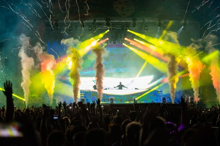 Neversea a debutat cu un show marca Alesso