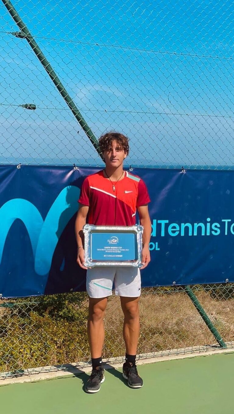 Primul trofeu pentru Sebastian Gima în circuitul profesionist