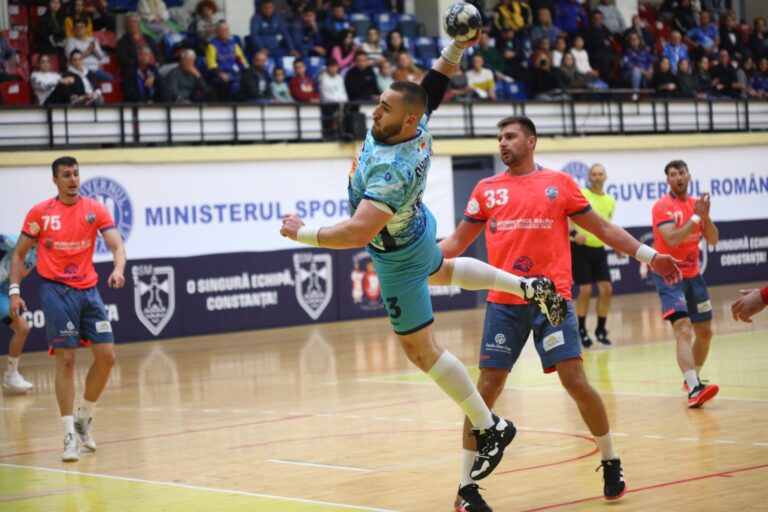 CSM Constanța ține ritmul cu liderul