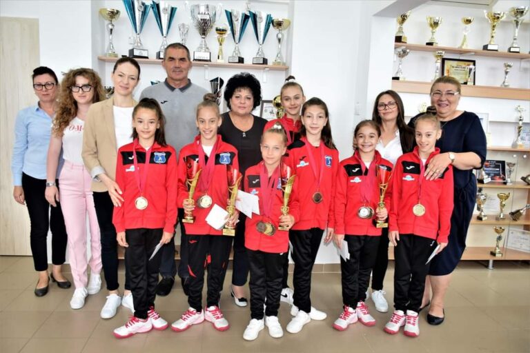 Sportivii de la Victoria Cumpăna, premiați de autoritățile locale