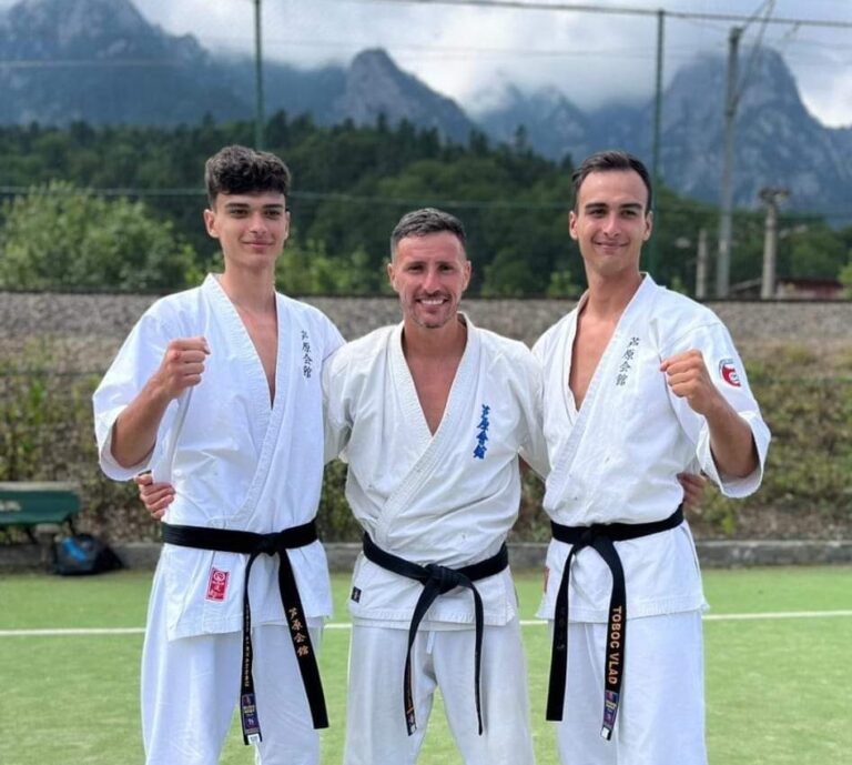 Trei sportivi de la CSO Ovidiu au primit centura neagră 1 Dan la Karate Ashihara