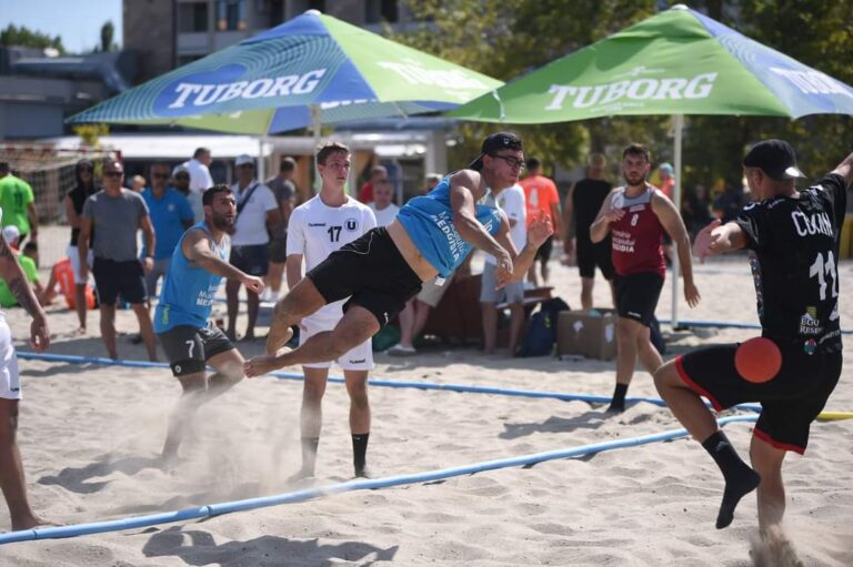 CS Medgidia, dublă vicecampioană națională de beach-handball