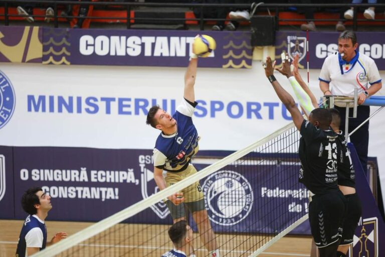 CSM Constanța dă startul meciurilor de pregătire la volei
