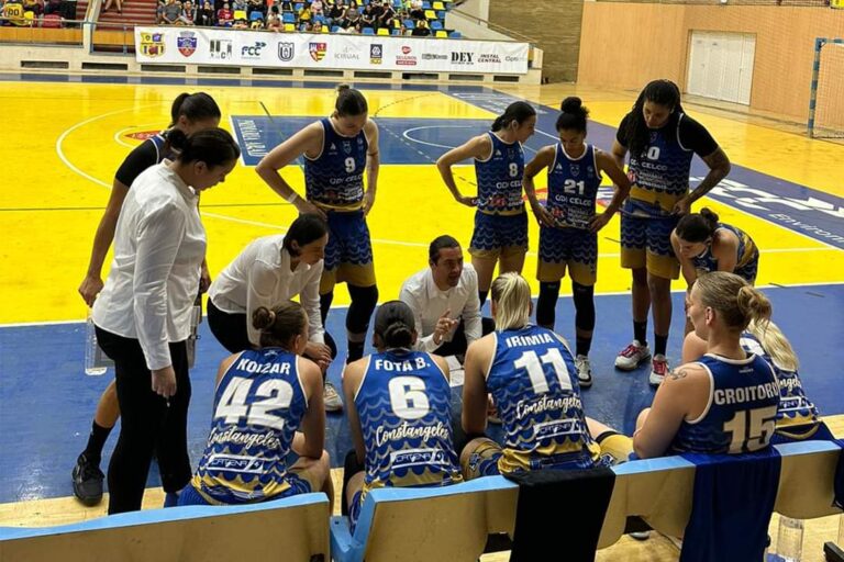 Baschetbalistele de la CSM Constanța au câștigat pe terenul rivalei din Arad