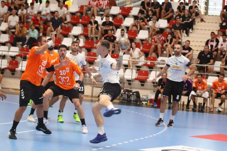 Handbaliștii de la CSM Constanța joacă derby-ul etapei la Baia Mare