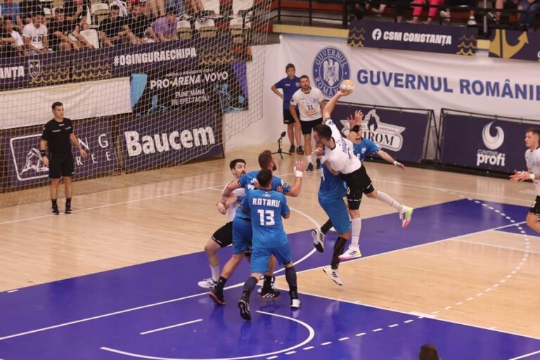 Handbaliștii de la CSM Constanța joacă astăzi în Sala Sporturilor