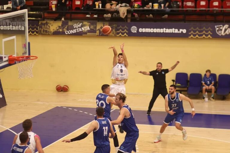 Baschetbaliștii de la CSM Constanța, în fața celui de-al patrulea succes consecutiv
