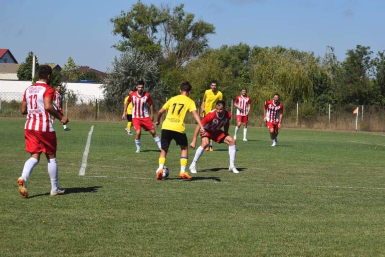 Derby la vârf în etapa de sâmbătă a Ligii a IV-a