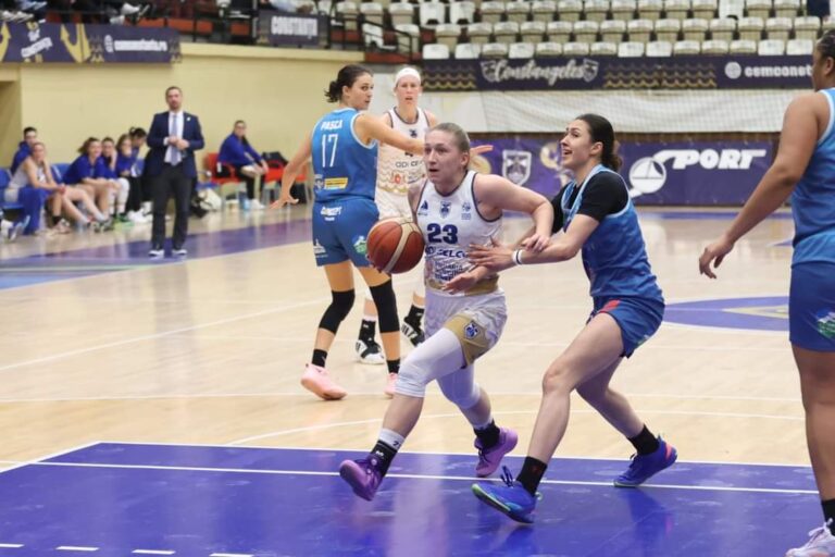 Victorie lejeră pentru baschetbalistele de la CSM Constanța