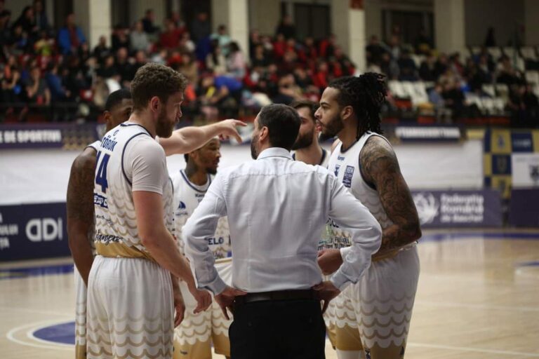 Dan Fleșeriu, antrenor CSM Constanța: „Rămânem cu picioarele pe pământ”