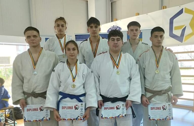 Judoka de la CSM Constanța, în top la trofeul centenarului sportului vâlcean