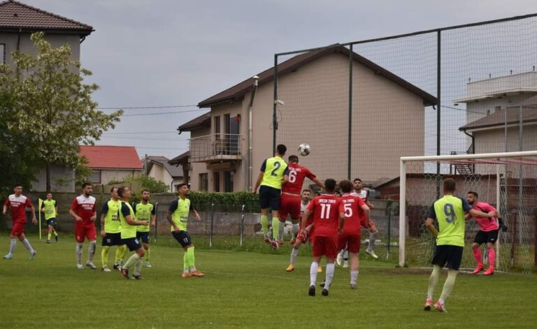 S-a relansat lupta pentru primul loc în Liga a IV-a!