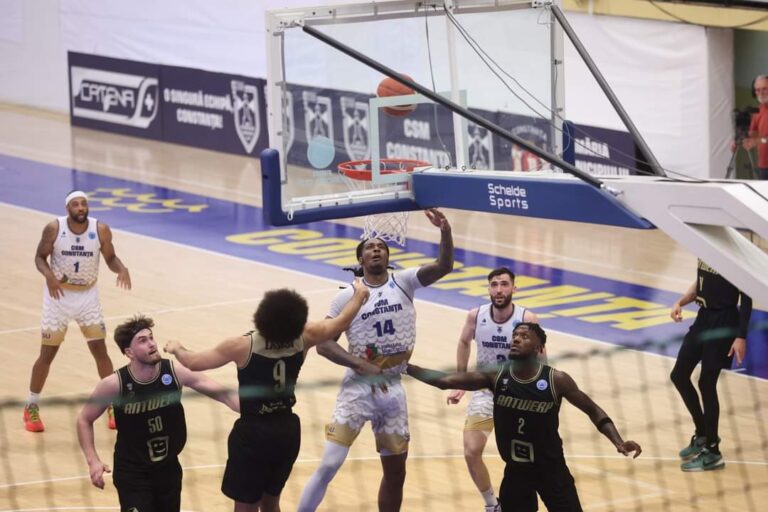 Băieții de la CSM Constanța joacă miercuri în Franța în FIBA Europe Cup