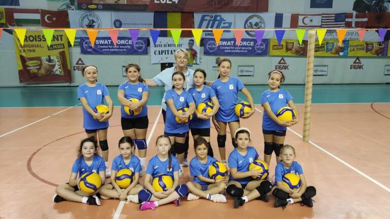 Moment special pentru micile voleibaliste de la Axiopolis Cernavodă