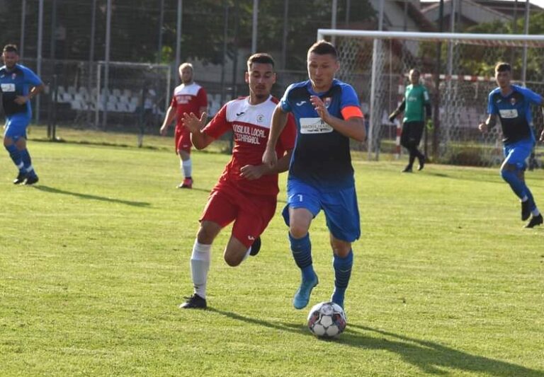 Derby pentru primul loc în Liga a IV-a în etapa de marți