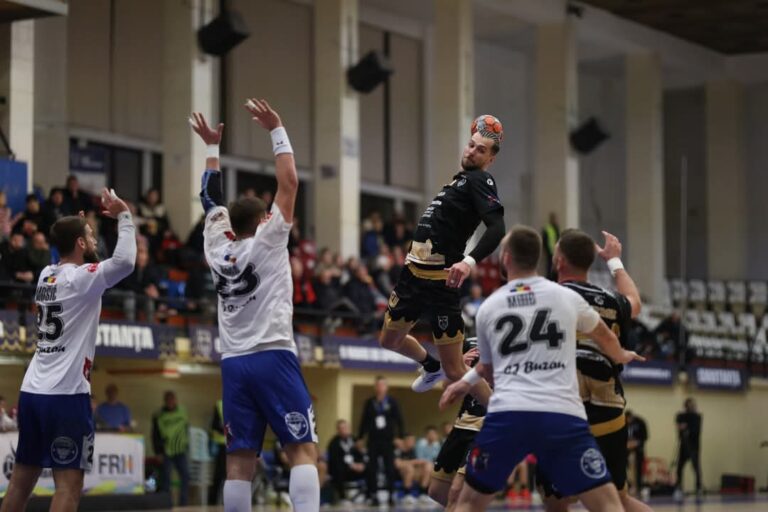 Handbaliștii de la CSM Constanța țintesc sâmbătă a opta victorie a sezonului