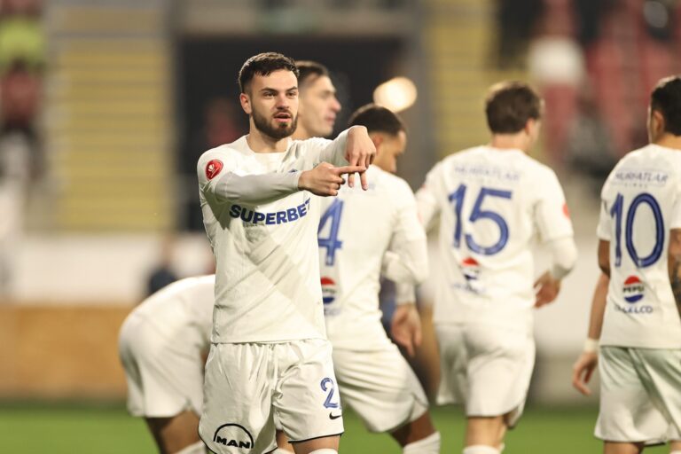 Farul a făcut spectacol la Arad și s-a calificat în sferturile Cupei României