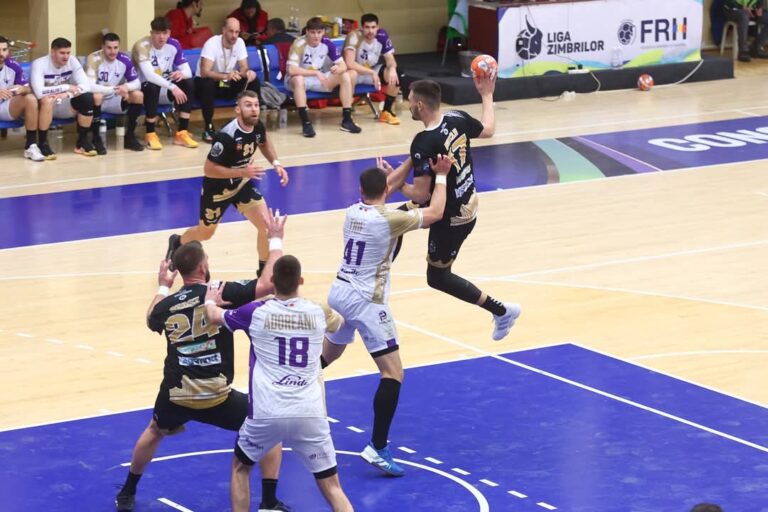 Handbaliștii de la CSM Constanța vor să încheie anul cu o victorie în Sala Sporturilor