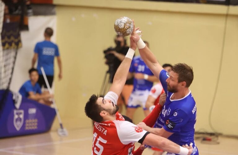 Handbaliștii de la CSM Constanța joacă miercuri în fieful marii rivale Dinamo București