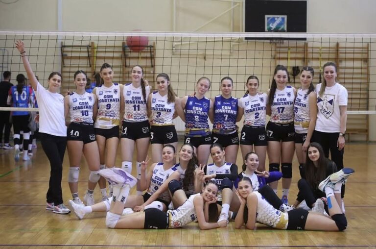 Junioarele de la CSM Constanța luptă pentru titlul național la volei