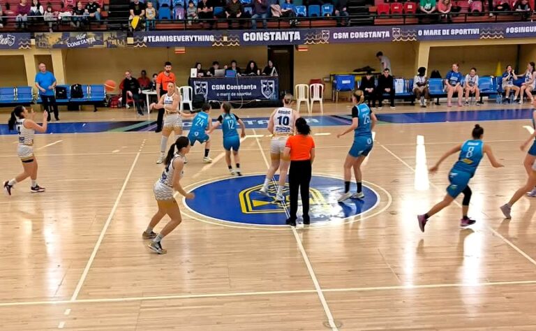 Baschetbalistele de la CSM Constanța vor lupta cu U Cluj pentru locul 5 în Liga Națională