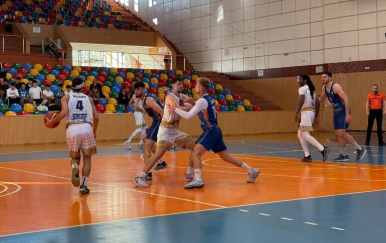 Baschetbaliștii de la CSM Constanța, învinși pe final în al doilea meci cu CSM Galați