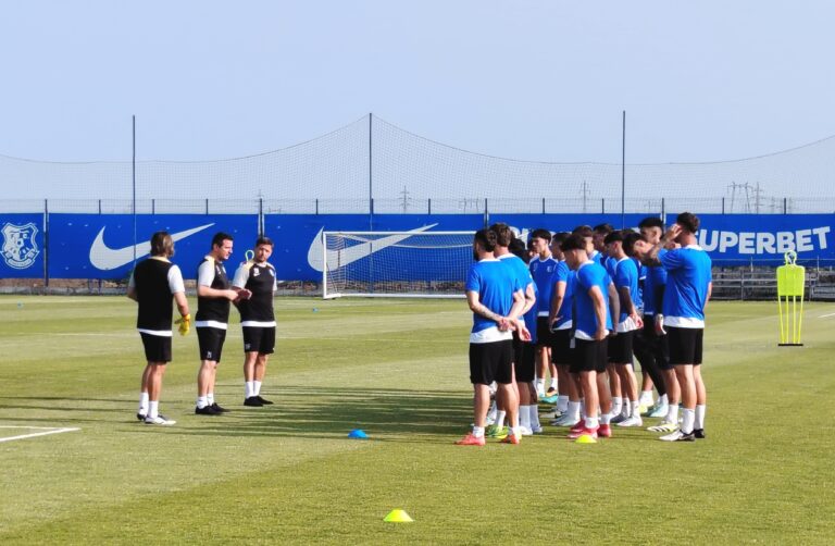 Alb-albaștrii au susținut primul antrenament al verii sub comanda lui Ianis Zicu