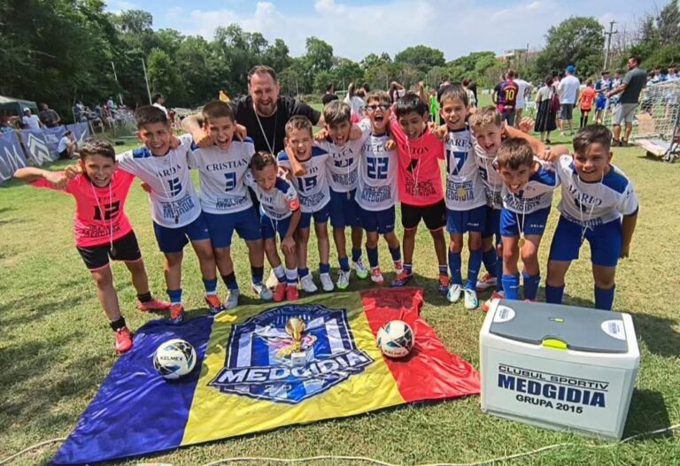 Micii fotbaliști de la CS Medgidia au câștigat turneul amical de la Năvodari