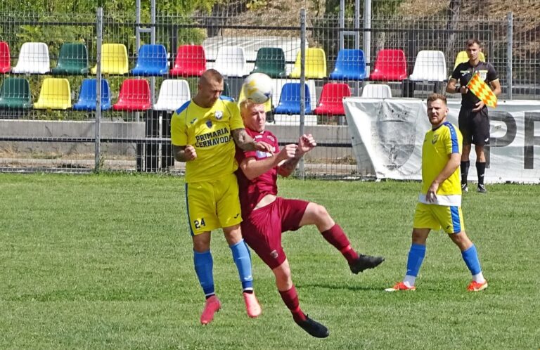 Victorii pentru favorite și retrageri din campionat în Liga a V-a