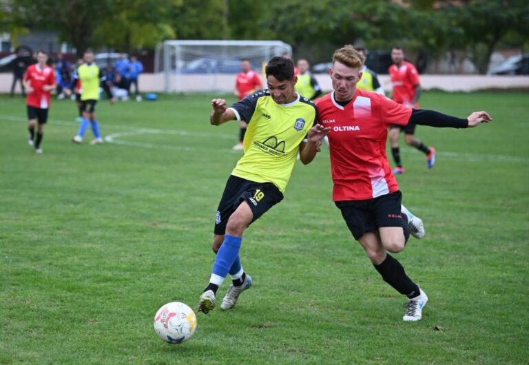 Liderele celor trei serii din Liga a V-a s-au distanțat în fruntea clasamentelor