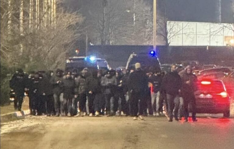 Peluza Marină acuză forțele de ordine pentru incidentele de la meciul Farul – Dinamo!