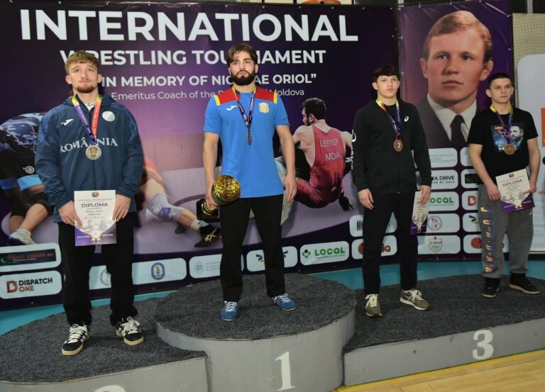 Luptătorul de la CSM Constanța, Marian Sandu, pe podium la turneul de la Chișinău