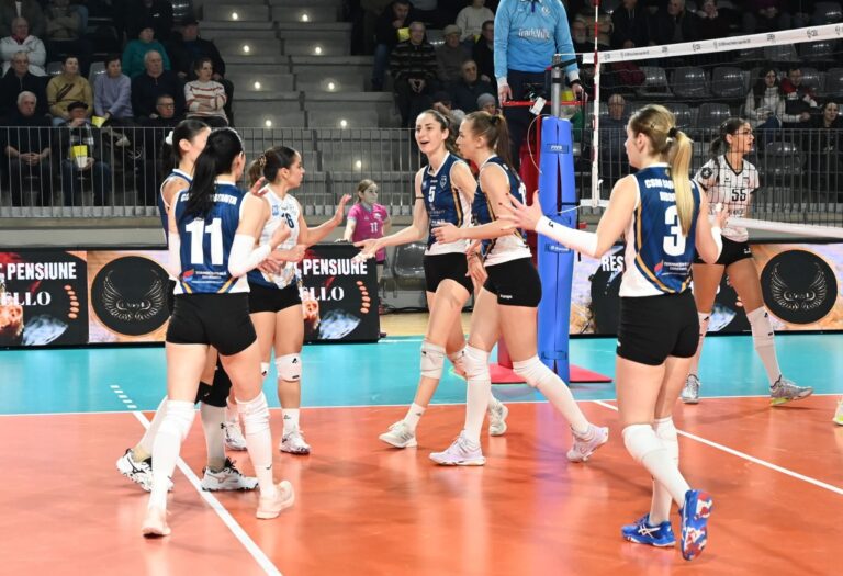 Voleibalistele de la CSM Constanța, învinse fără drept de apel în capitală