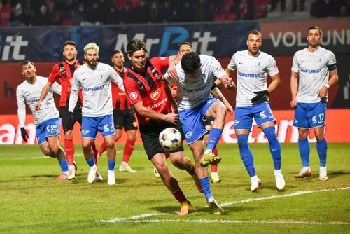 Farul a pierdut la Miercurea Ciuc și a terminat sezonul regulat în genunchi