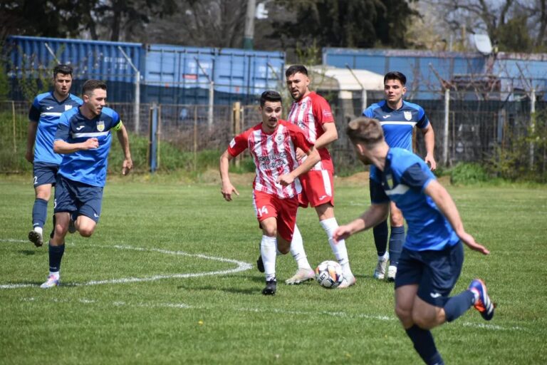Surprize imense și schimbare de lider după etapa de sâmbătă din Liga a IV-a