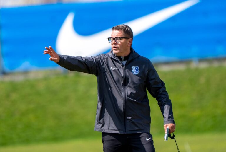 Flavius Stoican, sub presiunea fanilor Farului încă de la primul meci