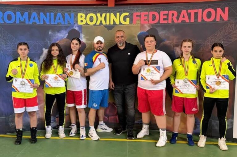 Pugilistele de la CS Năvodari au cucerit 8 medalii la Cupa României la box